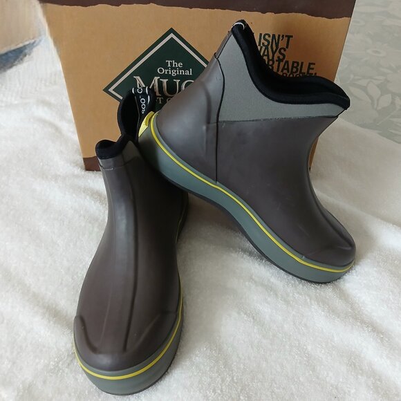 Original Muck Boot Co Mist Lawn & Garden Shoe/Boot in Chocolate -- Womens Size 8 - Picture 1 of 8